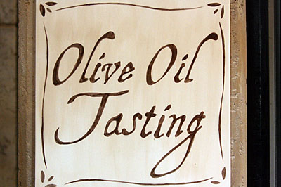 olive_tasting_2S.jpg