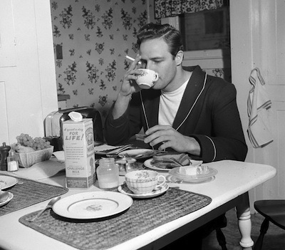 brando-eating.jpg